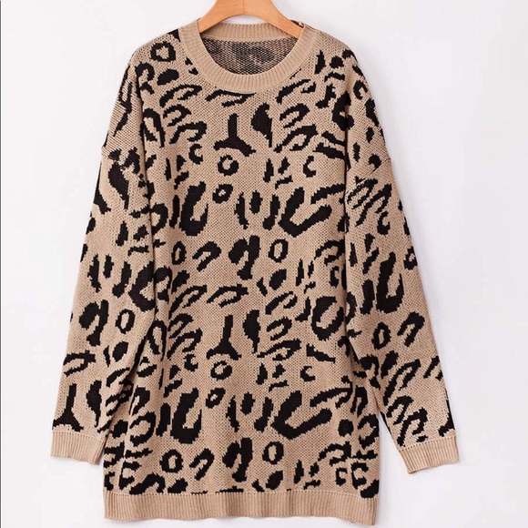 Leopard print Oversized Sweater | Sweater Dress - Picture 5 of 5